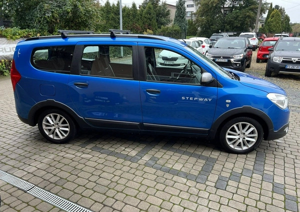 Dacia Lodgy cena 49900 przebieg: 125000, rok produkcji 2018 z Warta małe 232